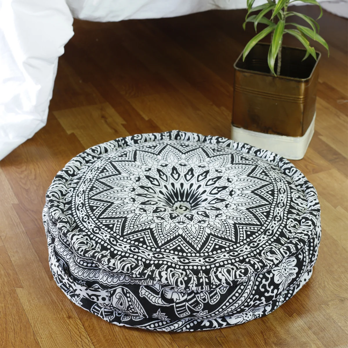 Round floor pillow hotsell