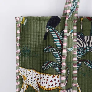 Green Forest Quilted Cotton Carry Bag - Image 3
