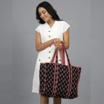 Traditional Black Red Floral Shoulder Bags - Image 3