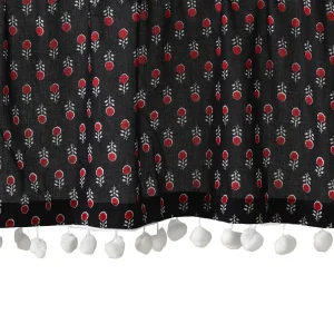 Beautiful Black Red Floral Print Kitchen Curtain - Image 4