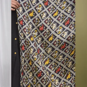 Women Black Ikat Bandhej Scarf - Image 3