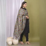 Women Black Ikat Bandhej Scarf - Image 5