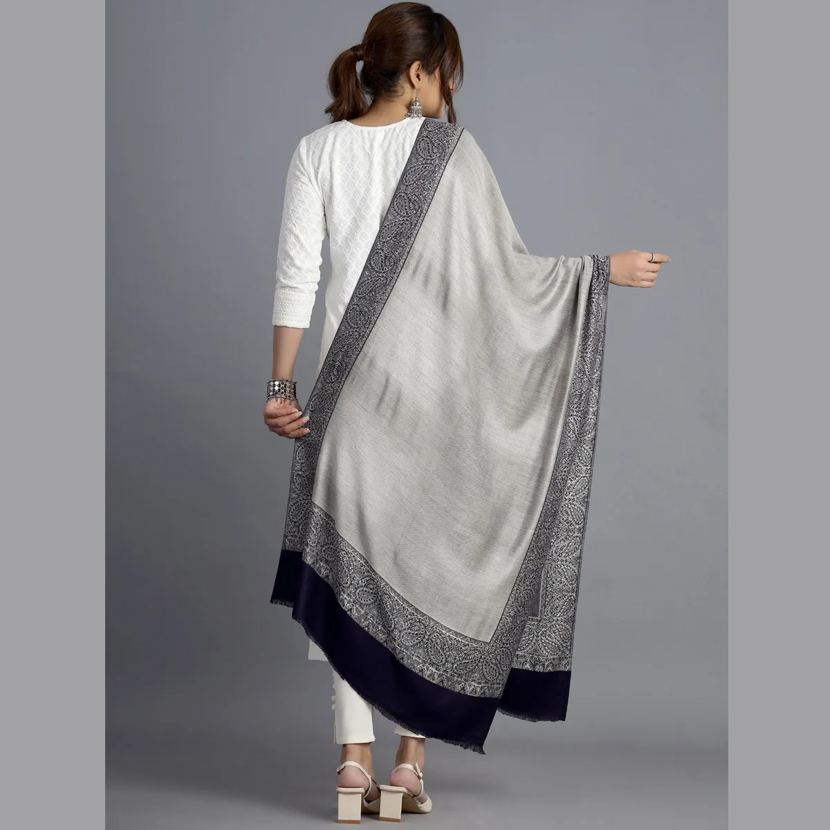 womens-soft-and-warm-winter-wool-stole 230 (7)