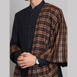 Men's Reversible Kullu Chocolate Brown Shawl - Image 4