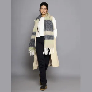 Women Black Check Acrylic Reversible Scarves - Image 8