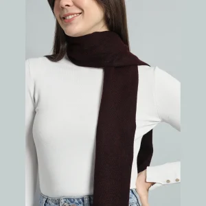 Handmade Reversible Wine Color Wool Scarf - Image 4