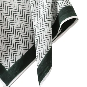 Green & White Zigzag Print Cotton Stole For Women & Men - Image 3