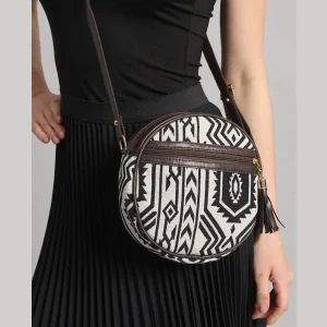 Beautiful Black & White Ikat Print Purse - Image 4