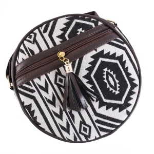 Beautiful Black & White Ikat Print Purse - Image 9