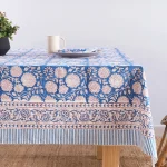 Blue Floral Print Tablecloth With Napkins Set - Image 3
