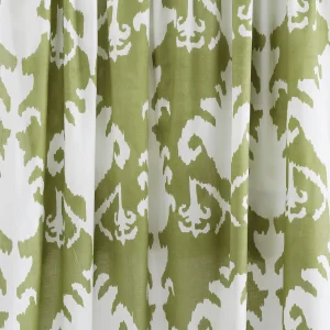 Green Ikat Print 100% Cotton Dressmaking Craft Fabric - Image 3