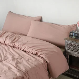 Beautiful Rose Gold Bedsheet with Pillows - Image 4