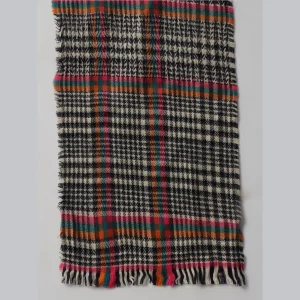 Black Check Pattern Winter Wrap Wool Scarf - Image 6