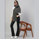 Handmade and Warm Oversize Scarf Grey Knitted - Image 2