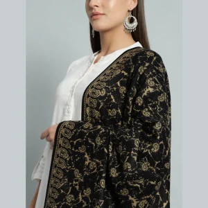 Stylish Black Paisley Wool Shawl 80"x40" - Image 5