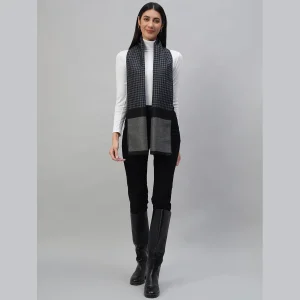 Women's Blue Geometric Cashmere Scarf - Image 3