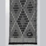 Women's Pashmina Grey Geometric Wool Scarf - Image 6