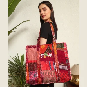 Beautiful Red Silk Fabric Patchwork Quilted Shoulder Bags - Image 3