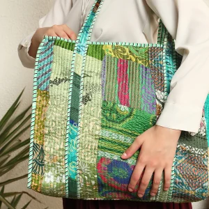 Handmade Green Silk Fabric Patchwork Quilted Handbag - Image 8