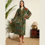 Luxury Green Floral Print Velvet Bathrobe for Women's - Image 2