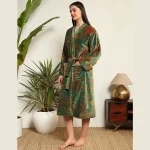 Luxury Green Floral Print Velvet Bathrobe for Women's - Image 3