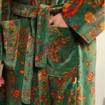 Luxury Green Floral Print Velvet Bathrobe for Women's - Image 5