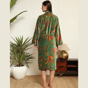 Luxury Green Floral Print Velvet Bathrobe for Women's - Image 9