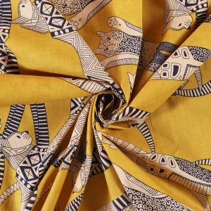 Set of 24 PCS Yellow Cat Printed Table Napkins - Image 10