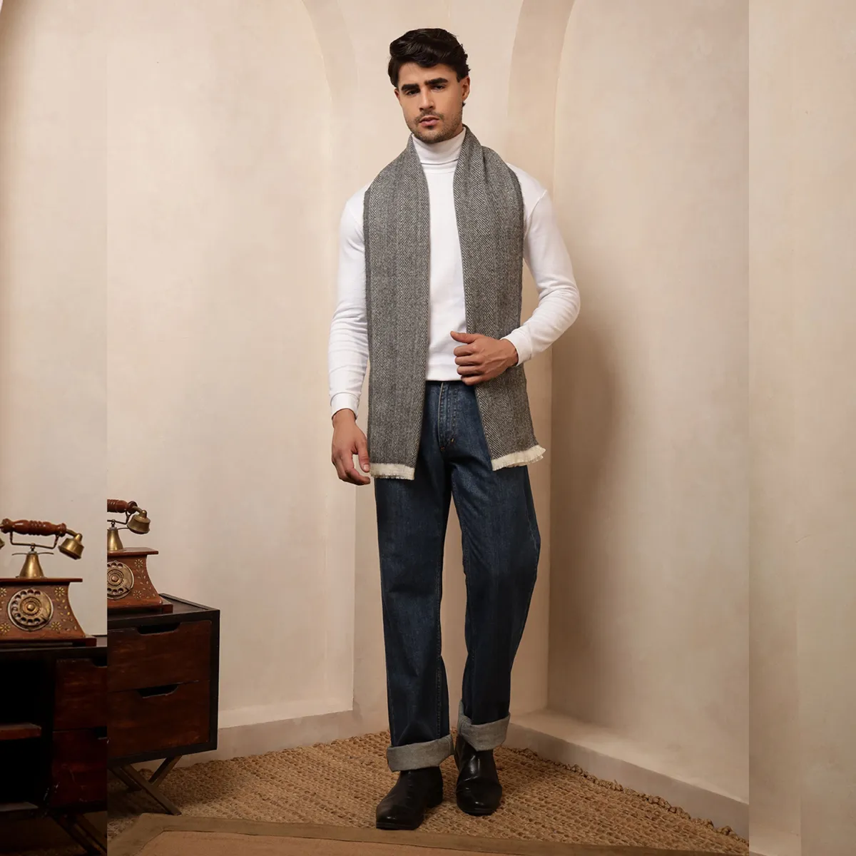 black-herringbone-muffler-mens-winter-wool-scarf WM-174 (1)