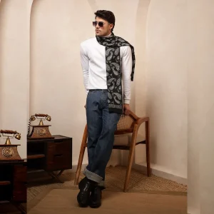 Black Paisley Men's Wool Muffler / Scarf - Image 5