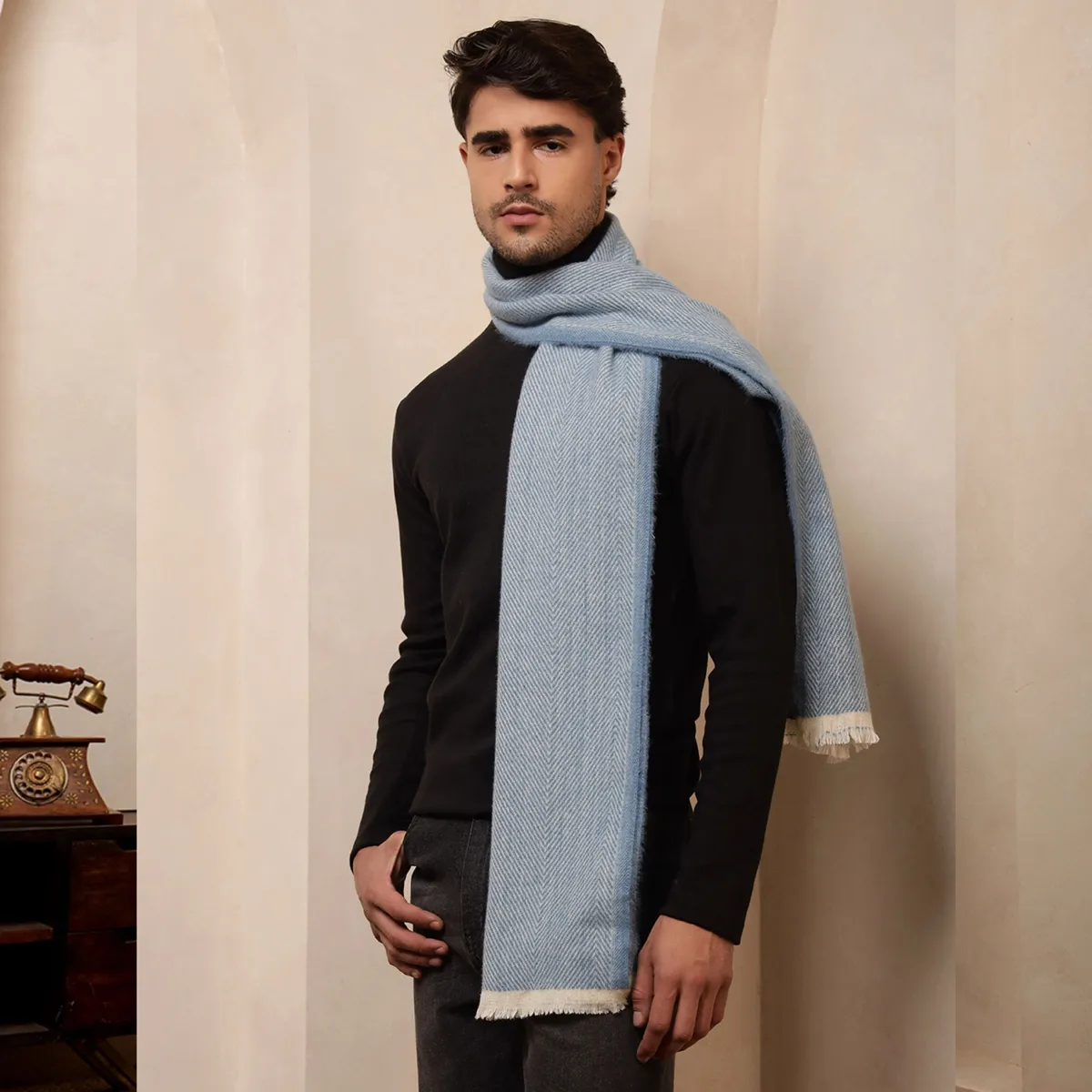 indian-handmade-blue-herringbone-wool-muffler WM-175 (3)