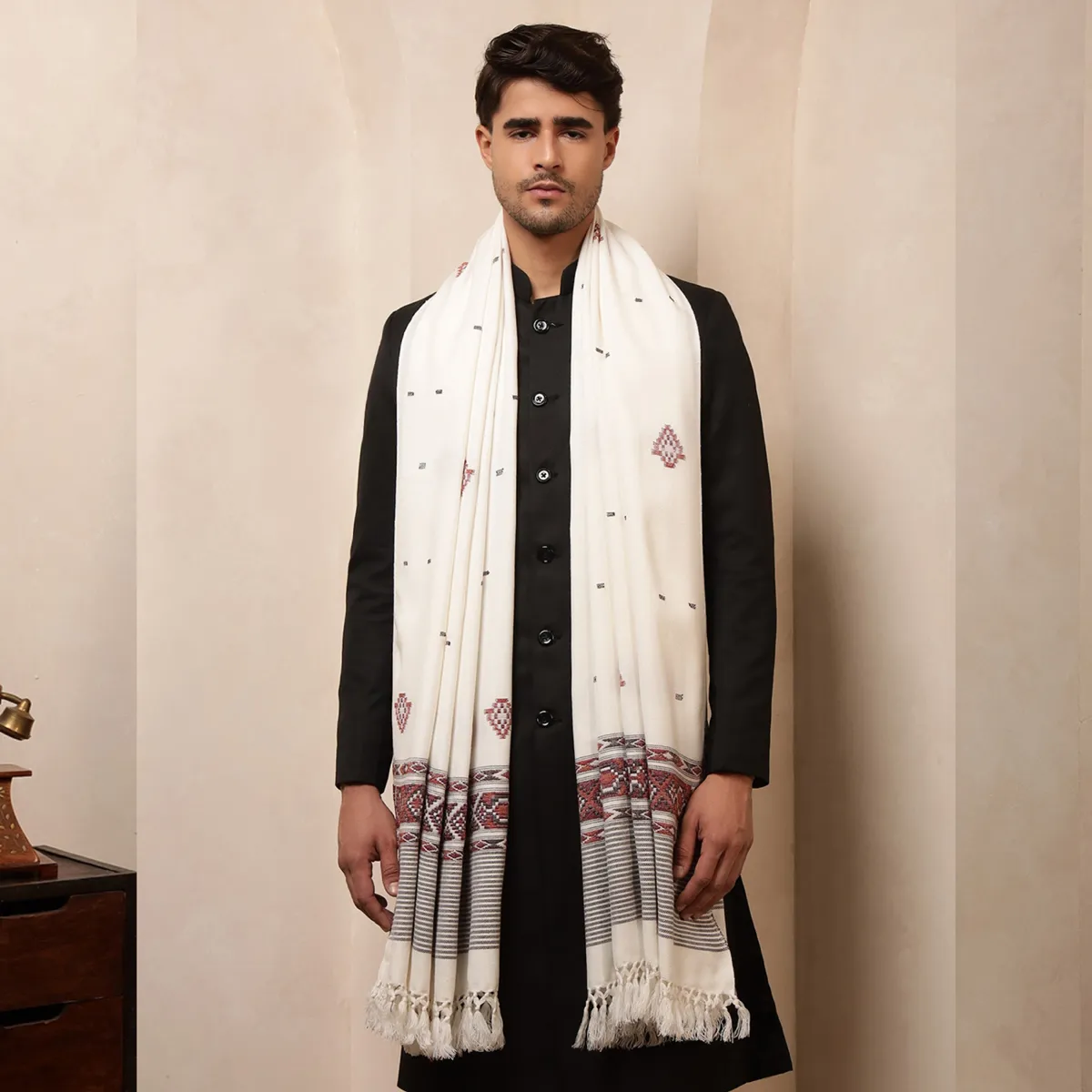 indian-handmade-meditation-shawl-kullu-wool-stole MWS-40 (5)