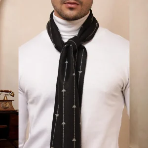 Indian Handmade Winter Wool Muffler Black Striped & Triangle - Image 7
