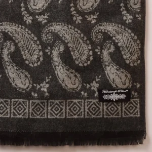 Kashmiri Soft Wool Gray Paisley Men's Muffler / Scarf - Image 7