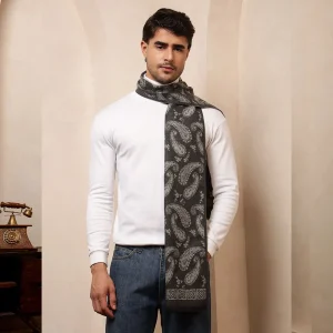 Kashmiri Soft Wool Gray Paisley Men's Muffler / Scarf - Image 4