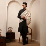 Kullu White Leaf Designs Men's Wool Shawl - Image 8