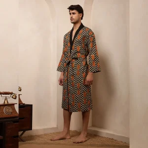 Luxury Zig Zag & Tiger Print Men's Bath Robe Black Kimono - Image 4