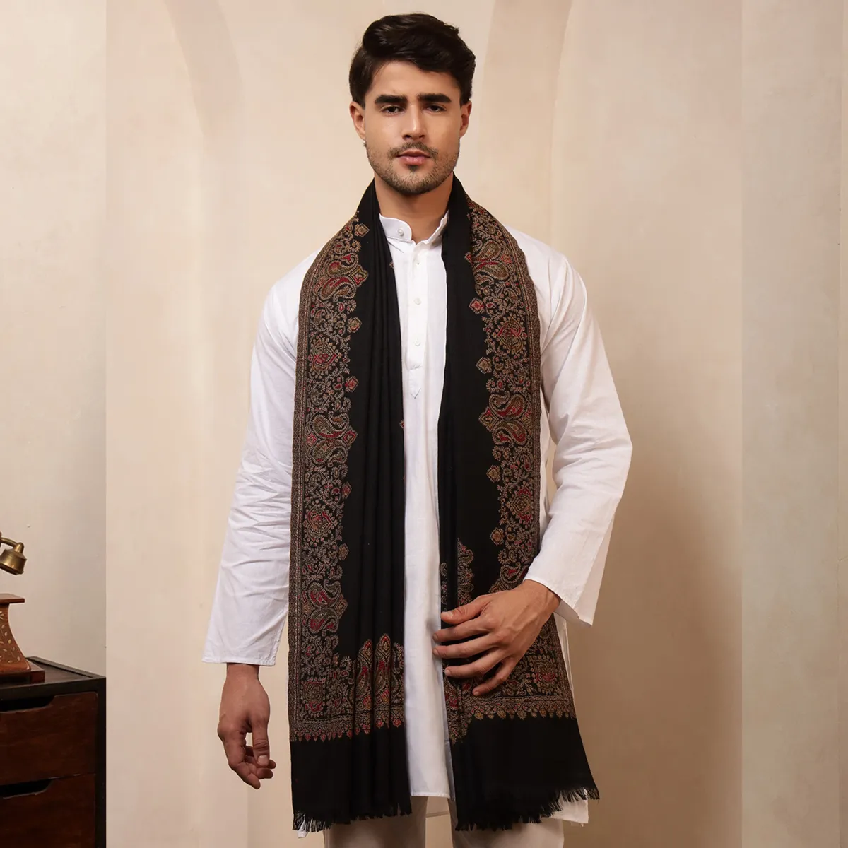 meditation-wrap-shawl-black-paisley-cashmere-gift MWS-38 (2)