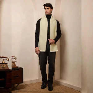 Stylish Green Herringbone Wool Muffler - Image 6