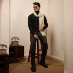 Stylish Green Herringbone Wool Muffler - Image 5