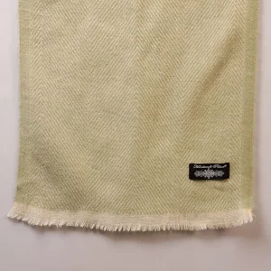 Stylish Green Herringbone Wool Muffler - Image 7