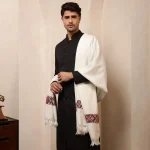 White Woven Wool Kullu Weaving Pallu Designed Shawl for Men's - Image 3