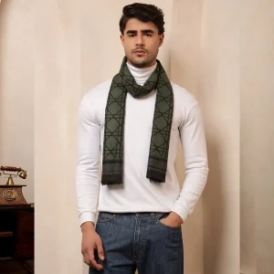 Winter Green Wool Muffler Men's Stylish Tartan Scarf - Image 4