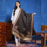 Women Kashmiri Wraps Black Floral Wool Shawl - Image 3