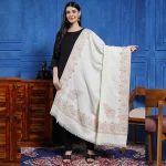 Women's White Paisley Woolen Shawl Stole Wrap Soft & Warm - Image 3