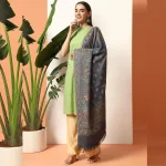 Women Grey Paisley Design Wool Blend Shawl - Image 2