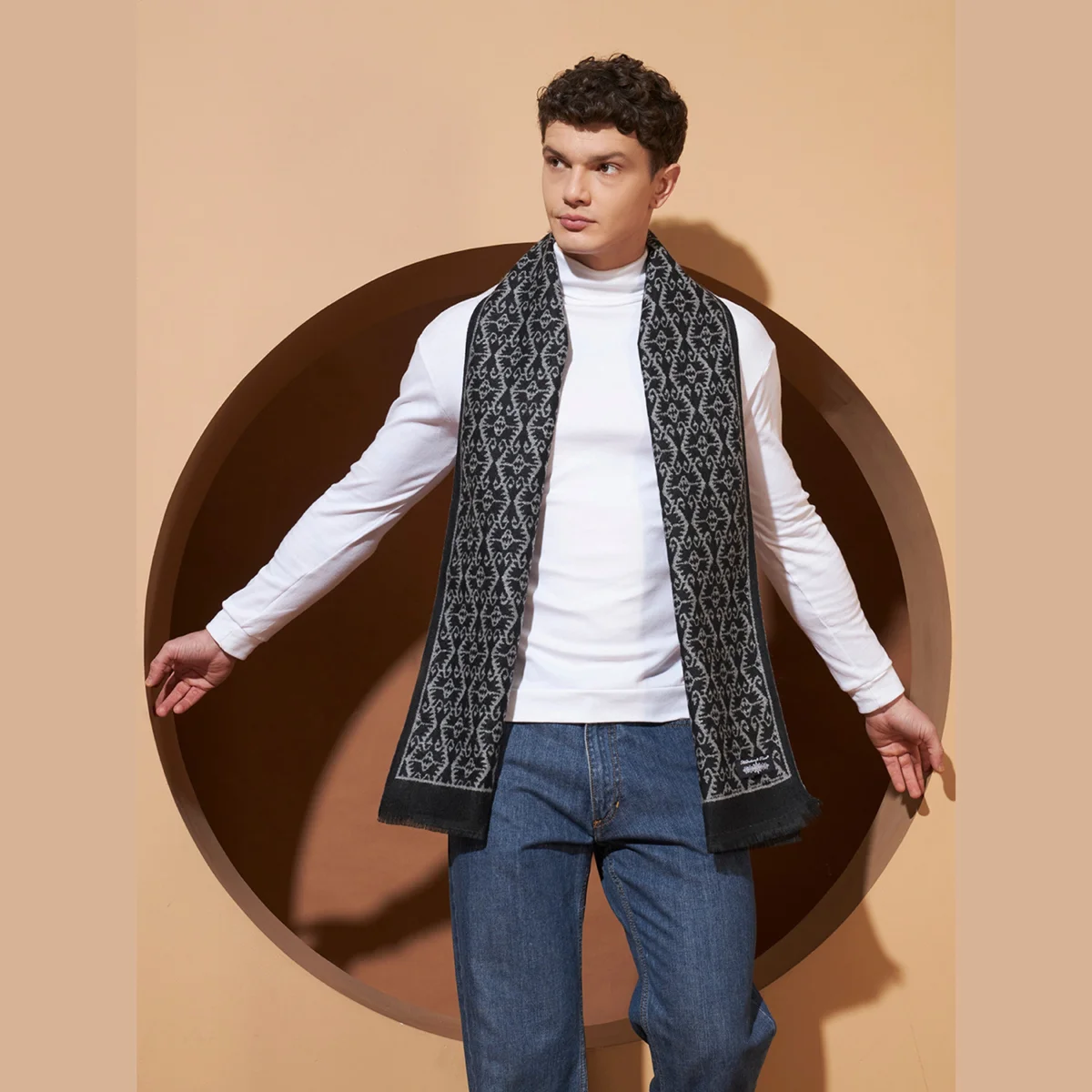 black-damask-himalayan-large-wool-scarf WM-200 (2)