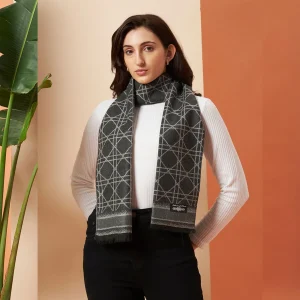 Women Cashmere Gray Tartan Wool scarves - Image 3