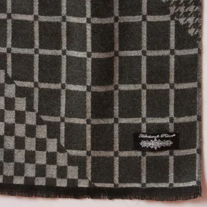 Women Gray Soft Acrylic Wool Checkered Winter Scarf - Image 8