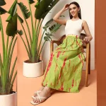 Women Green Tie Dye Print Casual Long Skirt - Image 2